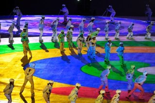 25closing-hilary-1248-master675