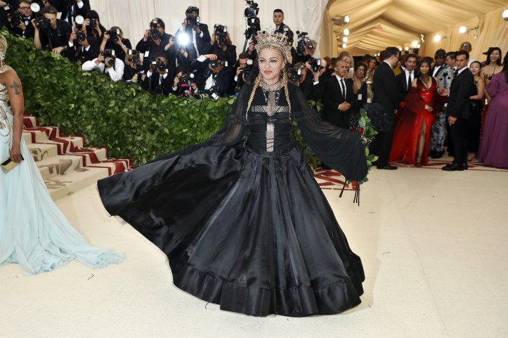 red-carpet-met-gala-4329-madonna-superJumbo.jpg